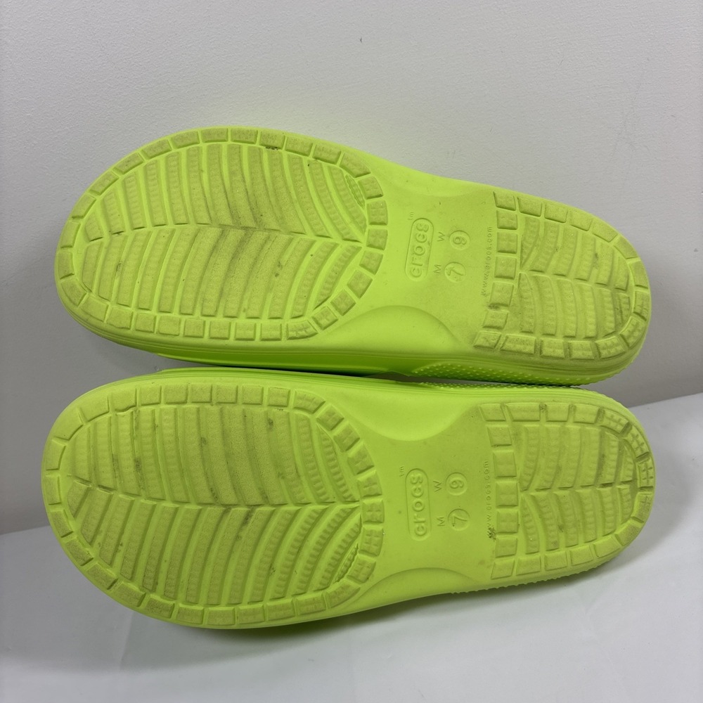 Crocs Classic Slide Sandals Neon Lime Green Womens 9 Mens 7 Slip On Shoe Comfort - Picture 7 of 11